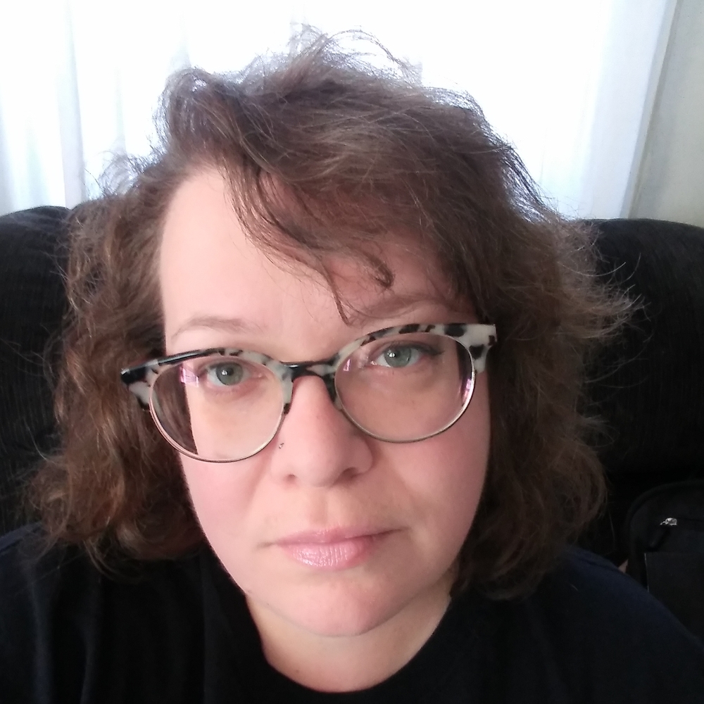 Meet your Posher, Kelly